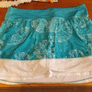 XL Skirt Sports Running Skirt with built in shorts